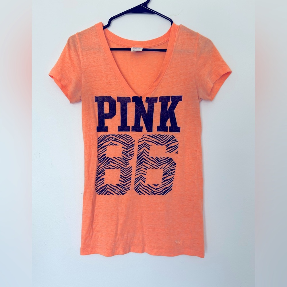 Victoria secret PINK t-shirt